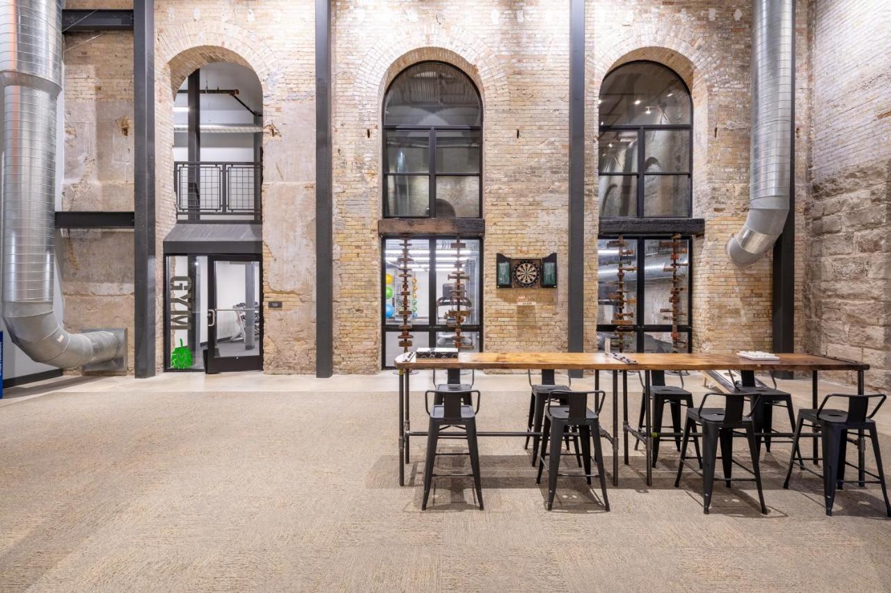 Brewery District Luxe 2Br Near Fiserv With Parking Milwaukee Exterior foto
